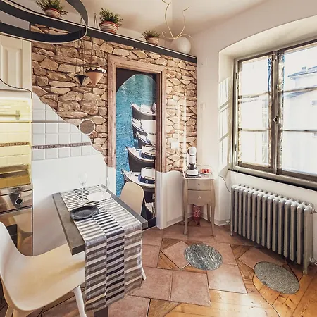 Monolocale Duplex Con Parcheggio * קיאברי