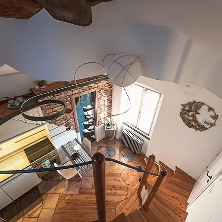 شقة Nautical Micro-loft Con Parcheggio Privato كيافاري