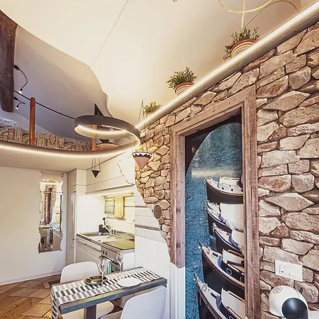 Nautical Micro-loft Con Parcheggio Privato * كيافاري